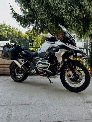 Bmw r1250 GS a doplňky od...